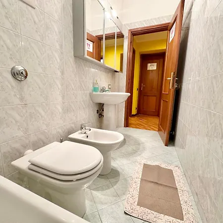 ホームステイ Living *