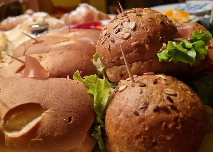 Living ホームステイ ベルガモ