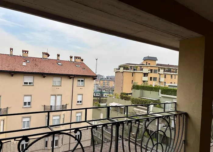 Δωμάτια σε οικογενειακή κατοικία Living Μπέργκαμο